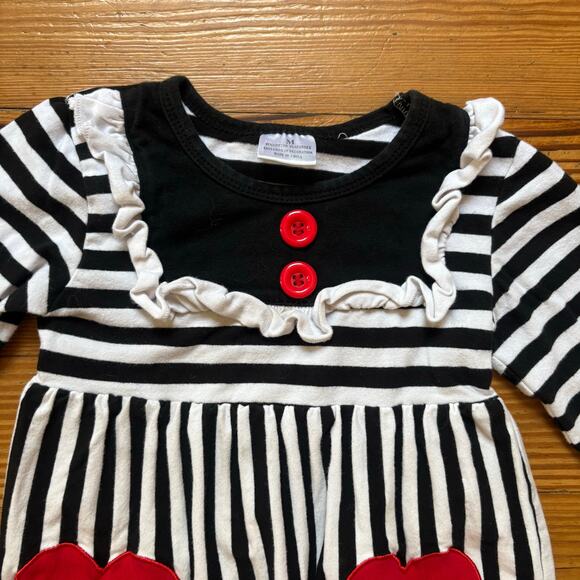 Black white striped red heart long sleeve ruffle toddler short SIZE 3T - Picture 2 of 5